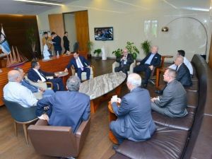 Başkan Saka, Başkan Hazinedar’ı Ziyaret Etti