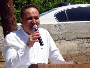 Kerim Aksu, Annesi İçin Yaptırdığı Şadırvanın Açılışını Gerçekleştirdi