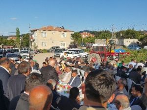 AK Parti Milletvekili Ve Adayı Karayel Çiftçilerle Buluştu