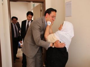 AK Parti Milletvekili Adaylarından Hastalara Moral Ziyareti