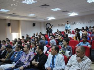 Kayserispor’un Başarılı Futbolcusu Mert Nobre Üniversite Öğrencileriyle Buluştu