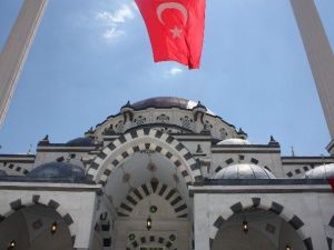 Eruslu Camii Dualarla Açıldı