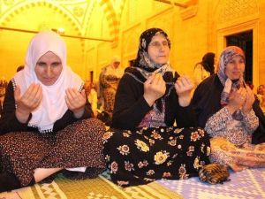 Selimiye Camii Miraç Kandili’nde Doldu Taştı