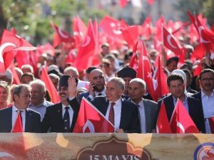 Denizlililer 15 Mayıs Ruhunu Yeniden Yaşadı