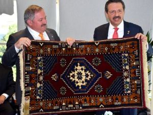 Hisarcıklıoğlu’ndan Kosb’nin Yeni Yönetimine Hayırlı Olsun Ziyareti