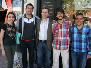 AKÜ Sağlık Meslek Yüksekokulu Öğrencileri Engellileri Unutmadı