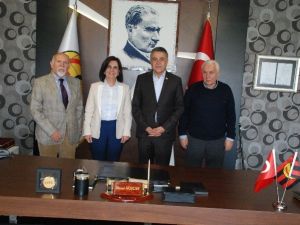 Usluer, Eskişehirspor Yönetimi İle Buluştu