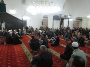 Miraç Kandili İle Camiler Doldu