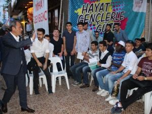 AK Parti Gençleri Dinledi