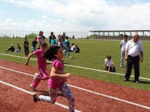 Derik’te Gençlik Haftası Kutlamaları Başladı