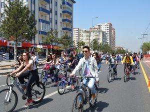 Tekden Ortaokulu Öğrencilerinden Bisiklet Şenliği Etkinliği