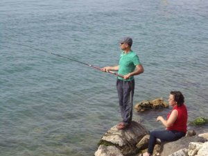 Kuşadası’nda Hafta Sonu Plaj Keyfi