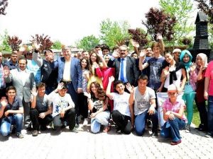 Başkan Akyürek, Engellilerle Piknikte Bir Araya Geldi