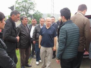 Iğdır Valisi Davut Haner, Su Altında Kalan Aileleri Ziyaret Etti