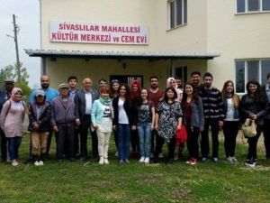 Samsunlu İş Adamı Annesi Adına Kütüphane Açtı