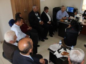 Çakan, Halk Pazarı Esnafıyla Buluştu