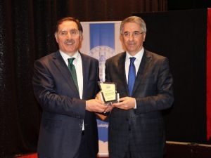 Elazığ’da ‘Şehir Konuşmaları’ Devam Ediyor