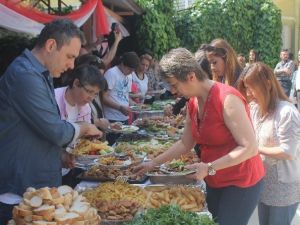 Hayvan Hakları Derneği Kahvaltıda Buluştu