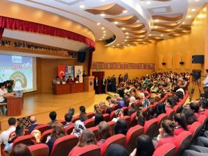 Öğrencilerden Uyarı: “Çevreyi Kirletmek İhanettir”