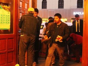 Büyükşehir Belediyesi Kandil Simidi Dağıttı