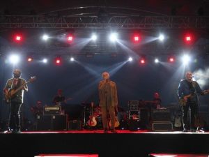 Mfö Konseri Coşturdu