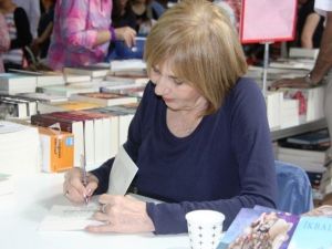 Edebiyatçı-yazar Ayşe Kulin: