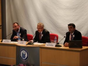 Bayburt Üniversitesinde Vakıf Ve Sanat Paneli