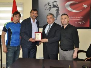 Kapaklıspor’dan Emniyet Müdürü Barın’a Teşekkür Ziyareti