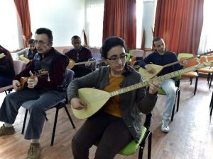 Türk Müziği’nin En Güzel Nağmeleri Mamak’ta Yankılanıyor