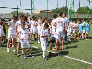 Bağlar Belediyesi’nin Okullar Arası Spor Turnuvası Sona Erdi