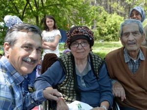 Tepebaşı’ndan Miting Gibi Festival