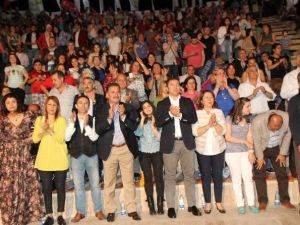 Toroslar Kubat Ve Folklorama’yı Ağırladı