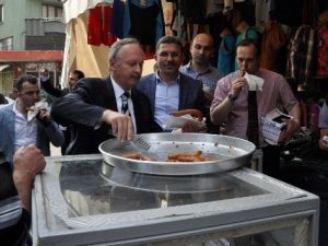 Özden, Kendi Elleriyle Tatlı İkramı Yaptı