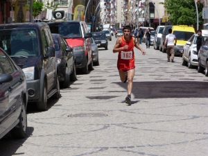 Gümüşhane’de Gençlik Koşusu Yapıldı