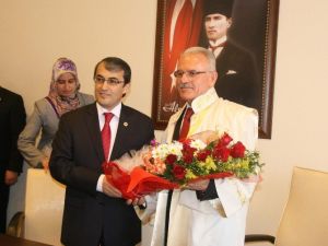 Bozok Üniversitesi Rektörü Prof. Dr. Salih Karacabey Görevine Başladı