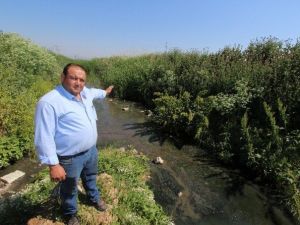 Kumkuyucak, Büyükşehir Belediyesi’nden Hizmet Bekliyor