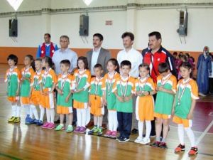 Gönen’de Geleneksel Çocuk Oyunları Şenliği