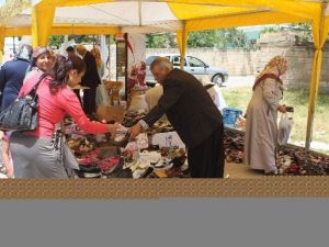 Yavuzeli İlçesinde Öğrenciler İçin Kermes Başladı