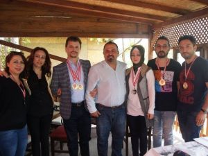 Karabüklü Kuaförler 6 Ödülden Beşini Aldı