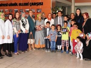 Başkan Yazıcı Ve Eşi, Çocukların Dileklerini Gerçekleştirdi