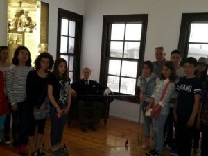 Süleymanpaşa Belediye Başkanı Eşkinat, Atatürk Konulu Şiir Yarışması Birincilerini Selanik’e Götürdü