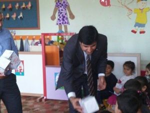 Kızılay’dan Öğrencilere Kumbara