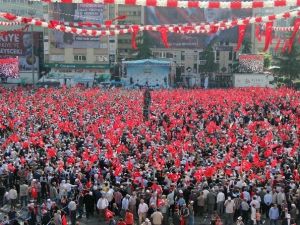 Erdoğan: “Beyefendiye Vermişler 400-500 Dönüm Yer, Saltanata Bak Ya”