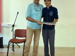 Çevreci Robot Resmi İle Dereceye Girdi