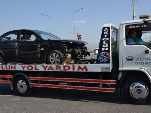 Polislerin Bulunduğu Araç Takla Attı: 5 Yaralı