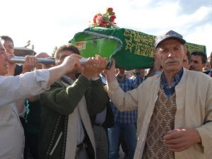 İşçiler, Son Yolculuklarına Uğurlandı