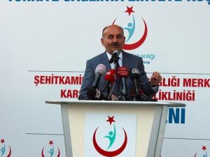 Bakan Müezzinoğlu: “Artık Bütün Ailelerimizin Aile Diş Hekimleri De Olacak”