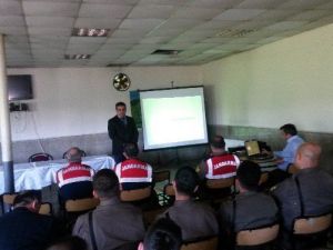 Jandarma’ya Gıda Hijyeni Ve Kene Semineri