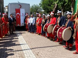 Kızılay’dan Mehter Marşlı, Lokmalı Kan Bağışı
