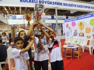 Kağıtspor Sporcuları Bu Kez Kalemleriyle Yarışacak
